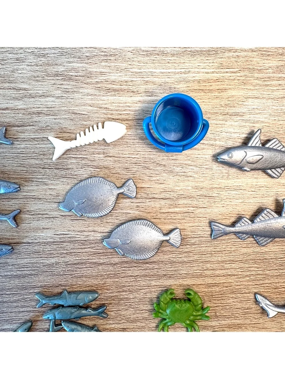 Playmobil Vintage Ocean Sea Life Fish Lot 34 Pc Sharks Lobsters Crabs Fishing